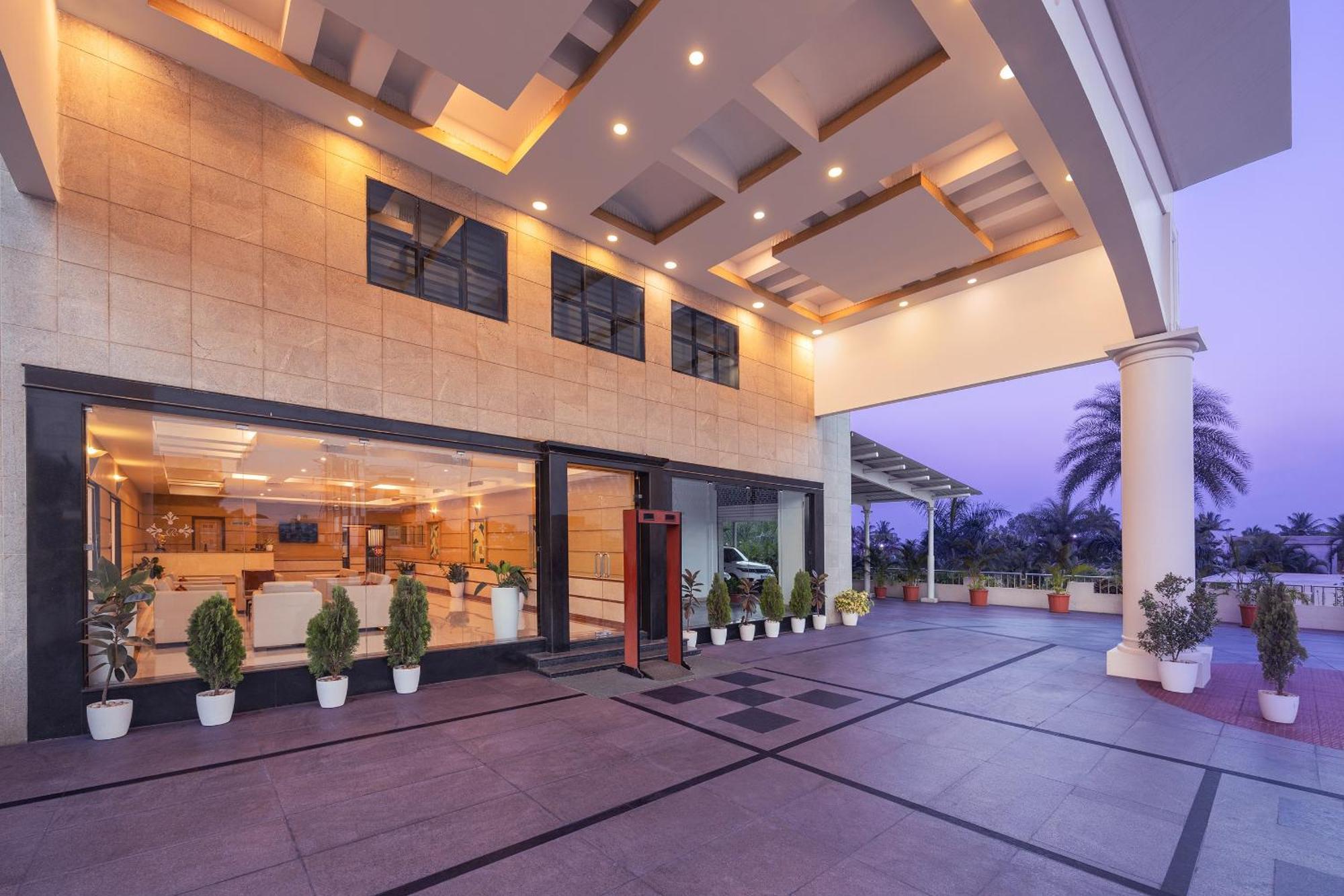Fortune Hosur - Member Itc Hotels' Group Buitenkant foto